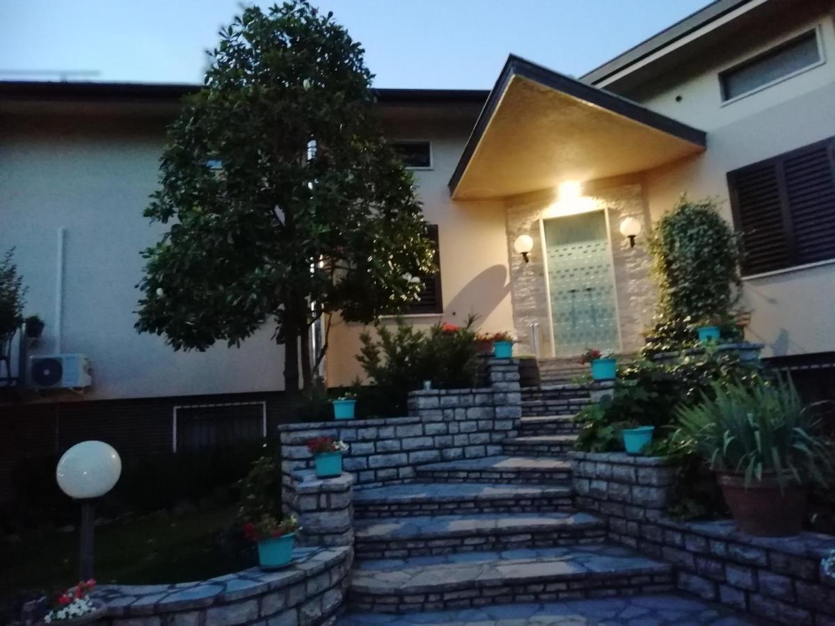 B&B Boutique Villa Terry Medolago Exterior photo