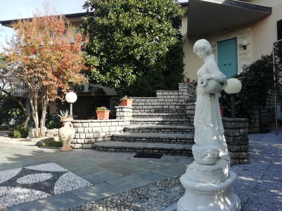 B&B Boutique Villa Terry Medolago Exterior photo